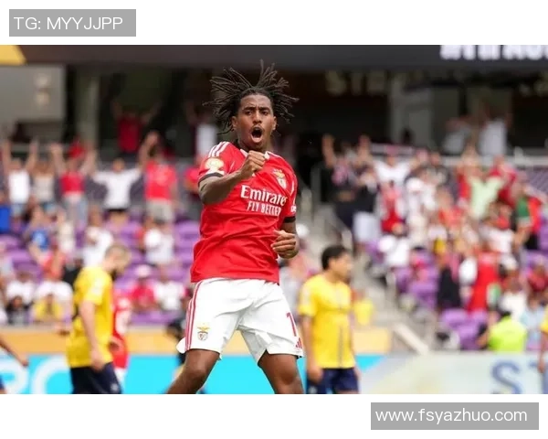 本菲卡狂胜拜仁五球震撼全场转会传闻再起引发热议 本菲卡狂胜拜仁五球震撼全场转会传闻再起引发热议