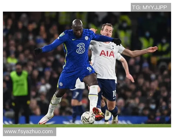 英超焦点战切尔西小胜巴萨红牌争议引发全场热议与数据分析