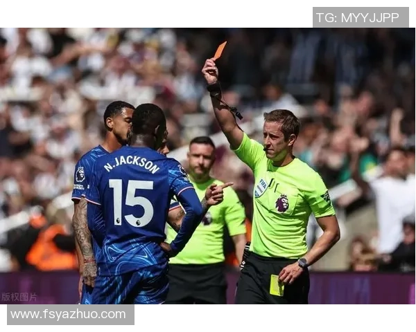 欧冠激战曼城逆转热刺红牌争议引发全场热议与点评